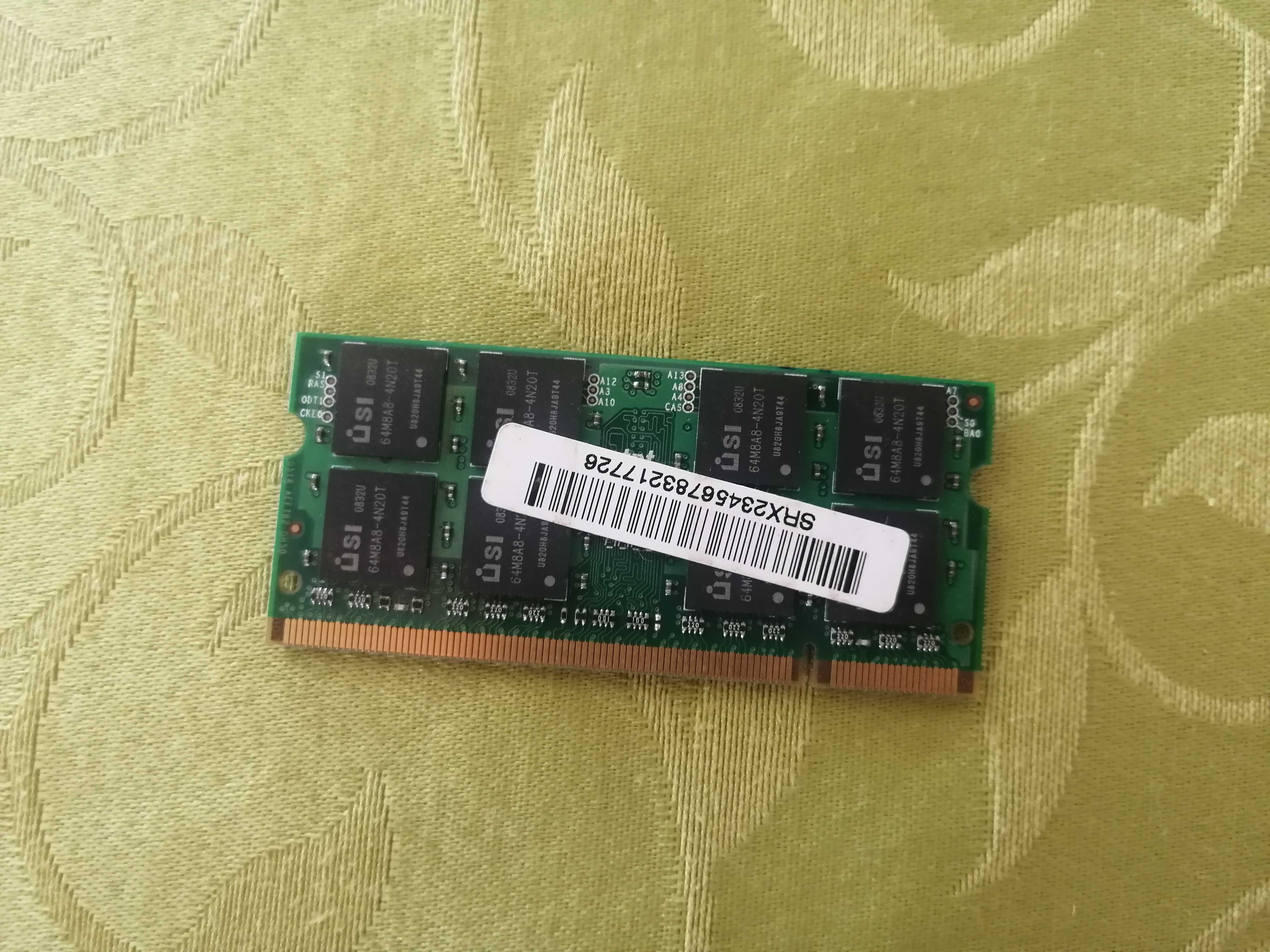 Memoria ram GDDR2 667 1GB 64MX8 1.8V UI magalhães