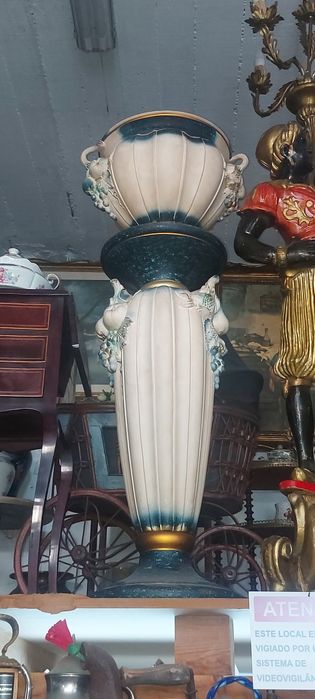 Coluna c/jarrão (Italiano)