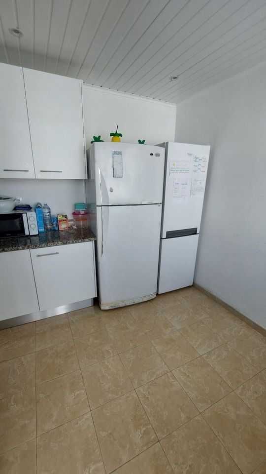 Quarto junto à Universidade dos Açores