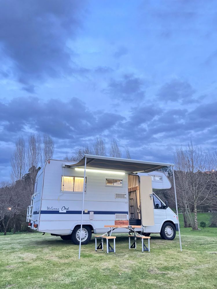 Autocaravana Ford Transit Chausson Bifuel de Fábrica