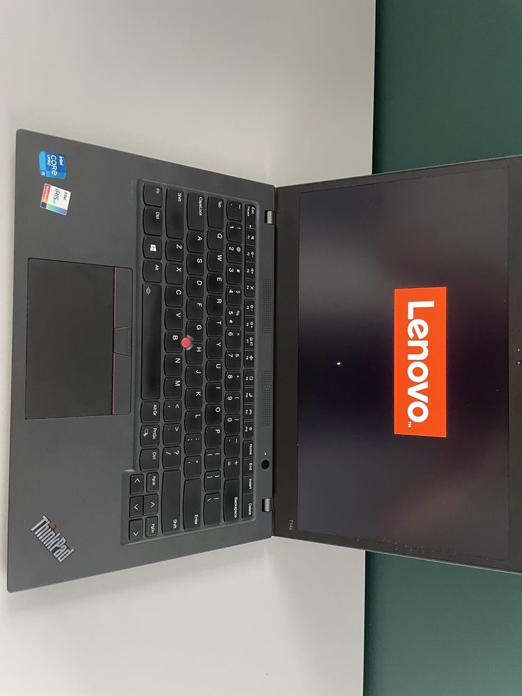 Lenovo Thinkpad T14S GEN2