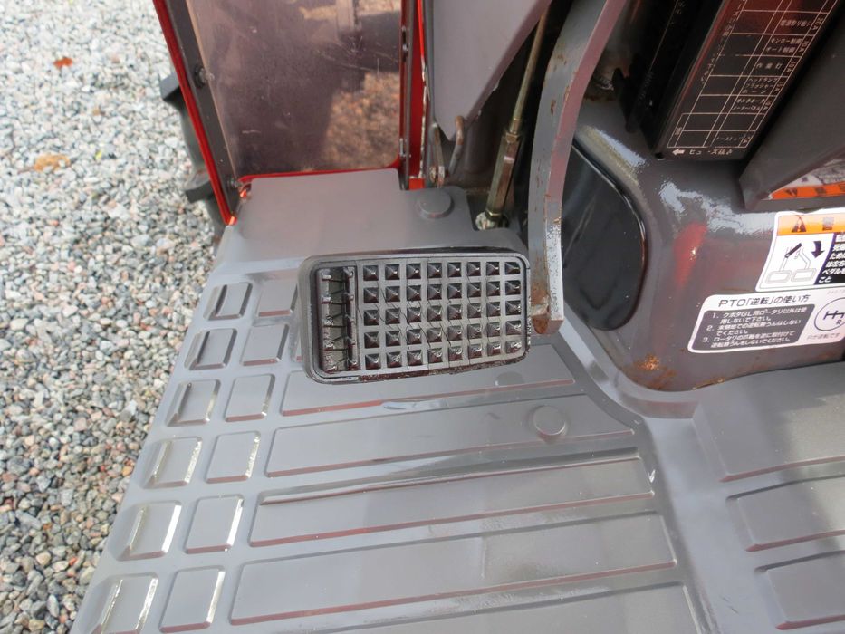 Трактор японський yanmar kubota