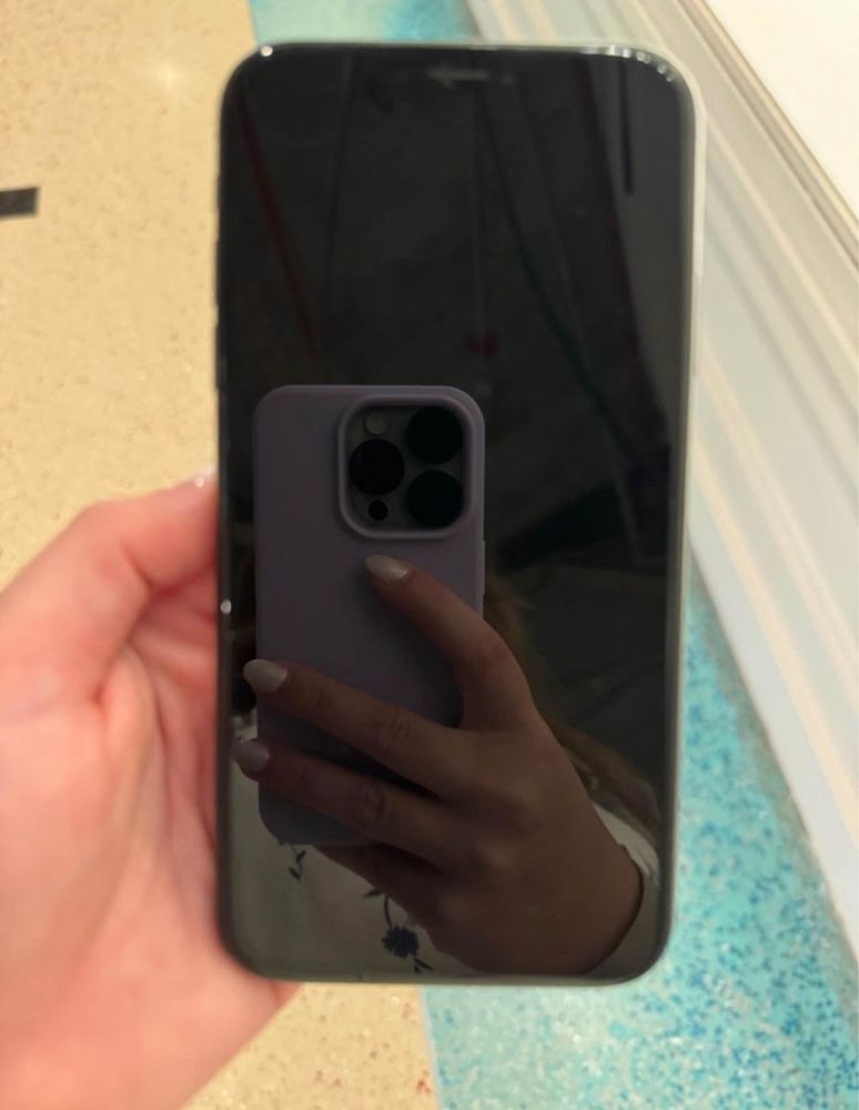 iPhone XR Preto.