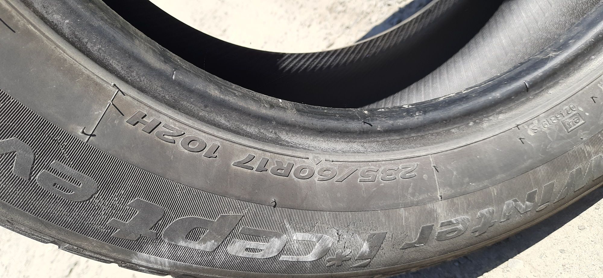 Продам шини 235/60 R17 HANKOOK