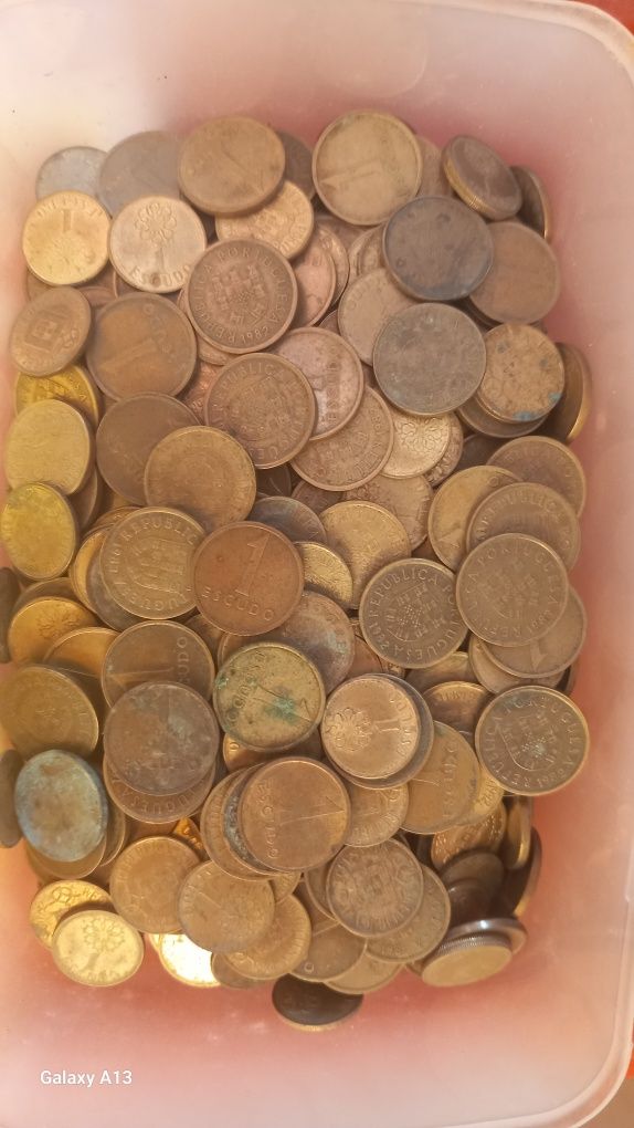 Lote de moedas de 1 escudo