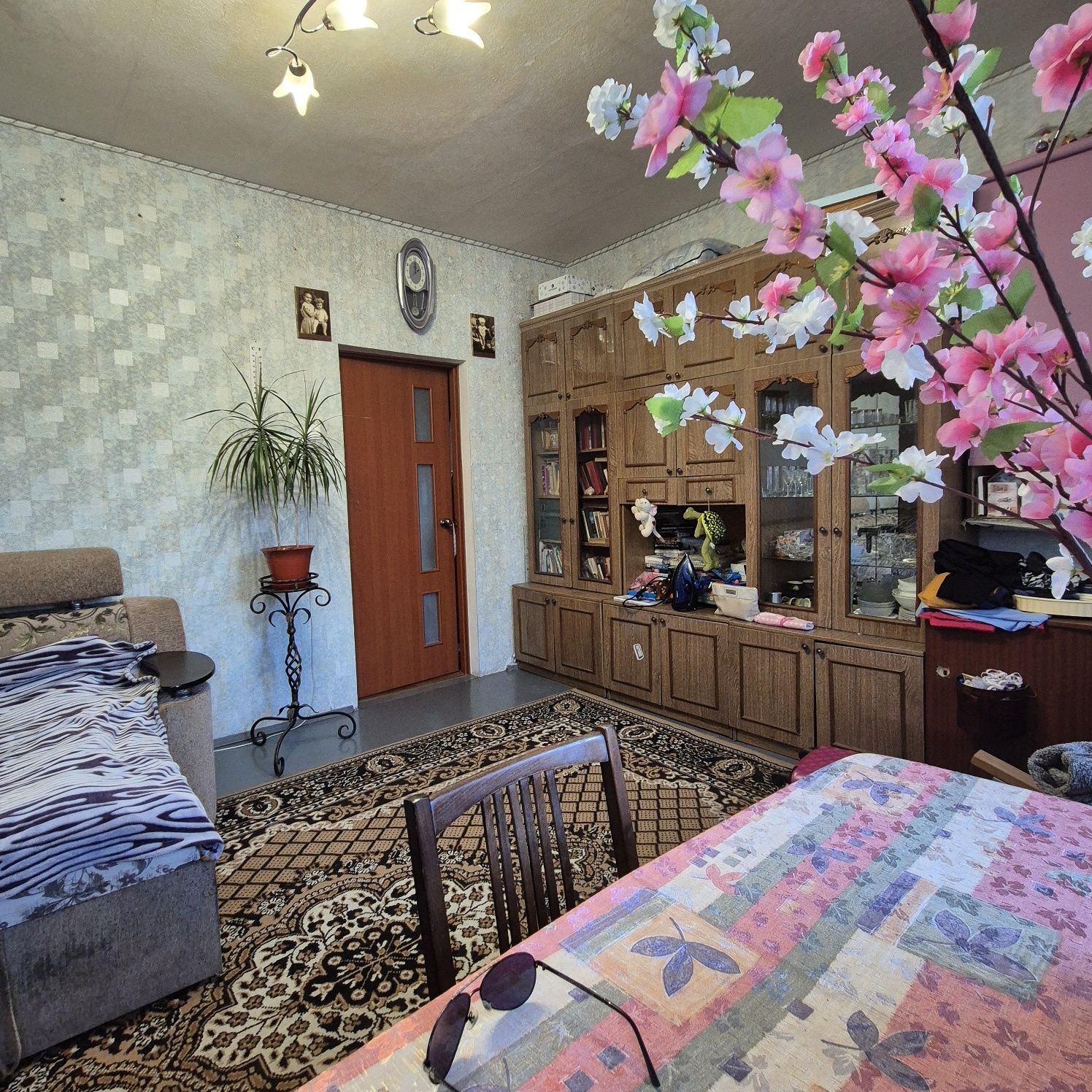 Дом возле АТБ в Романково