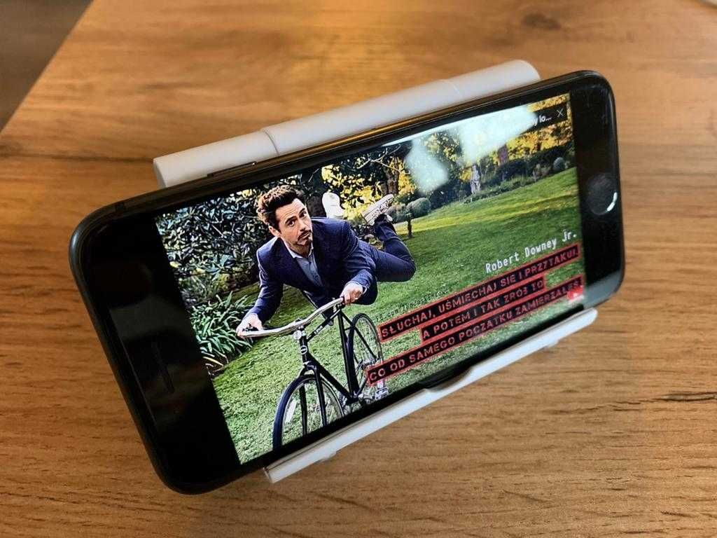 Podstawka, ramka na telefon do gier oglądania filmów lub na biurko