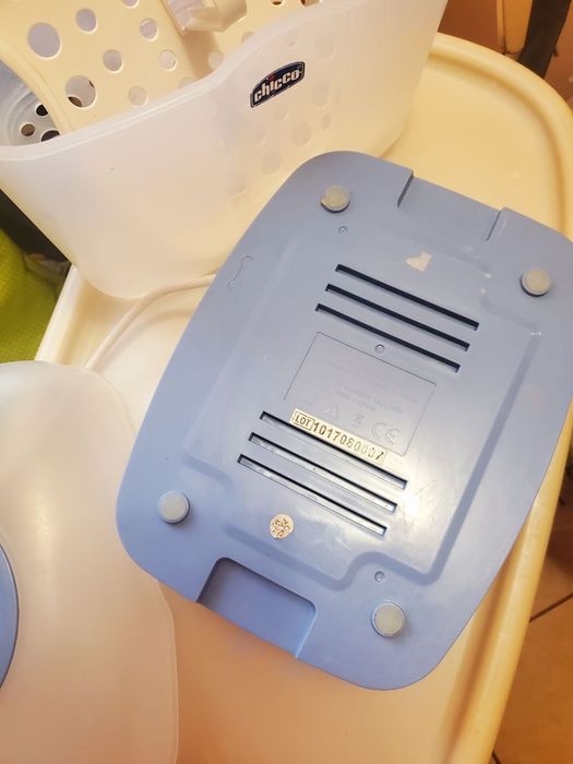 Стерилізатор паровий електричний Chicco для пляшечок та сосок