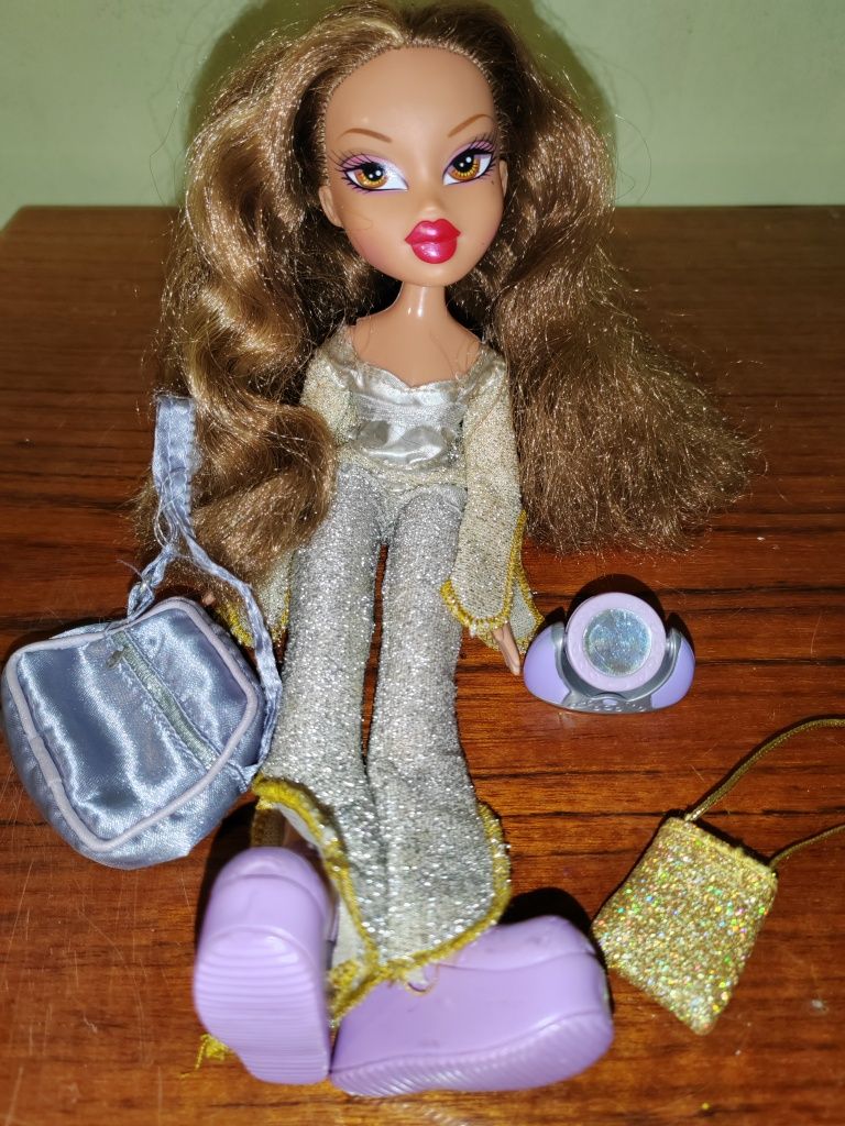 Yasmine Bratz 2001 Brokat Bling Lalka