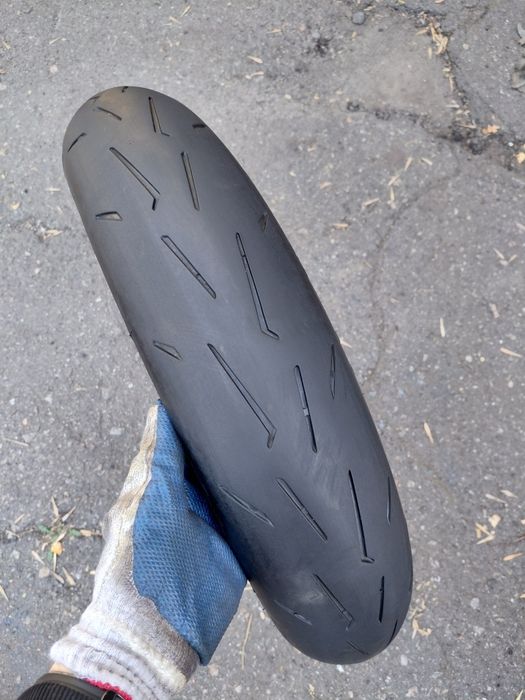 Pirelli - 120/70/17