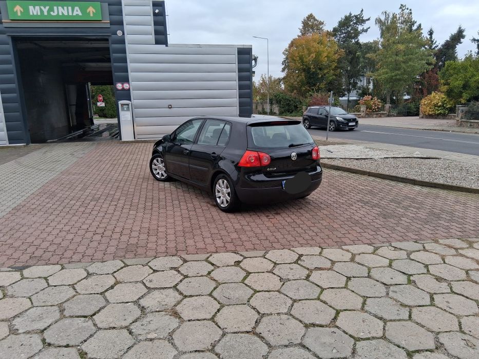 Volkswagen Golf V 1.4 MPI