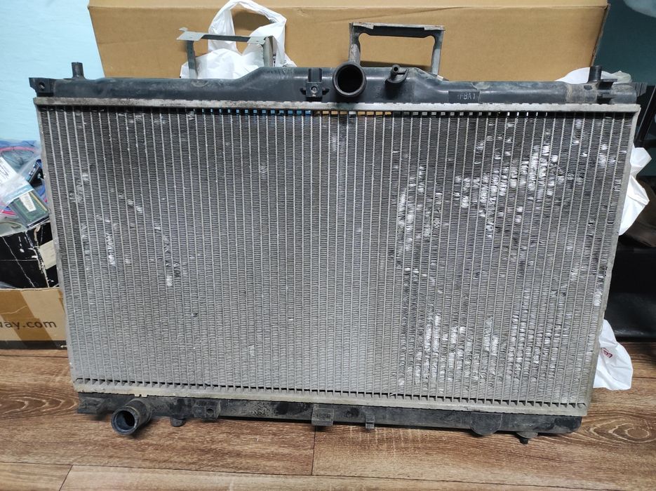 Продам Радіатор Охолодження Hundai Santa Fe 2.0 CRDI