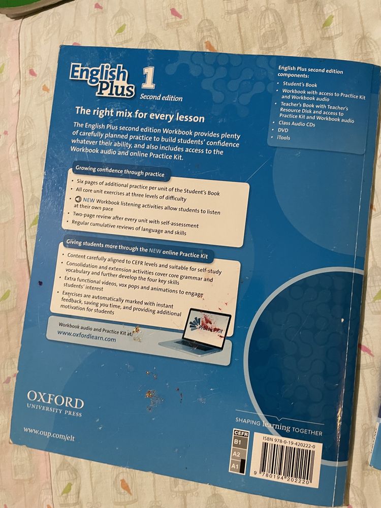 English Plus 2nd Edition Level 1: Student's Book & Workbook 2020