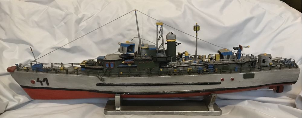 model okręt wojenny  ORP CZUJNY