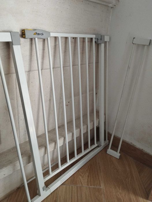 Barreira/ grade de proteção para crianças