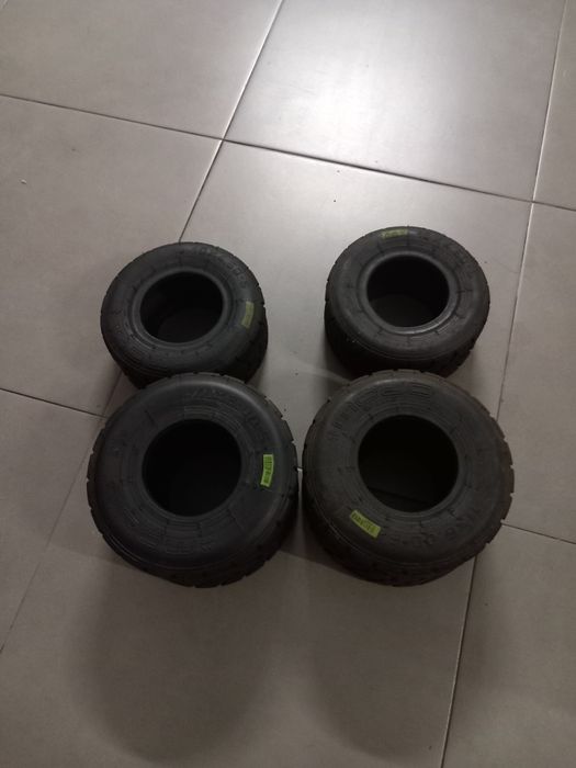Pneus  de karting  marca (MOJO)