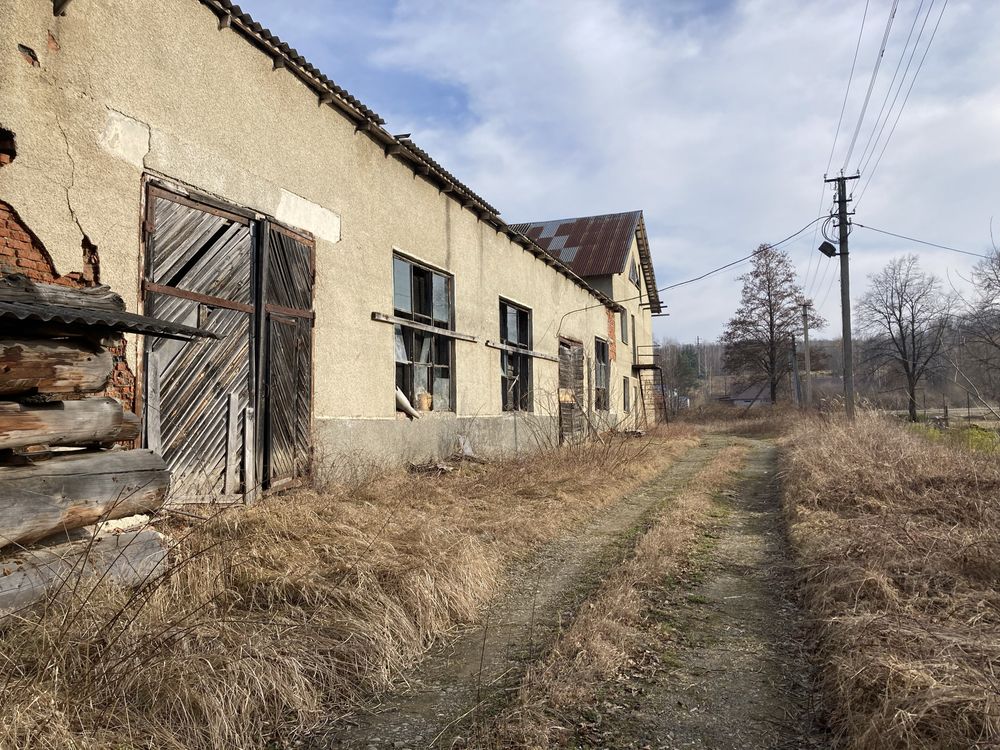Виробничі приміщення в Косові.