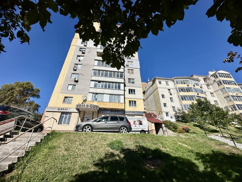 Кургузова, 11А Продаж квартири у  Вишгороді.
