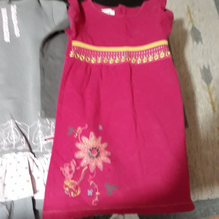 3 vestidos menina 3/4 anos