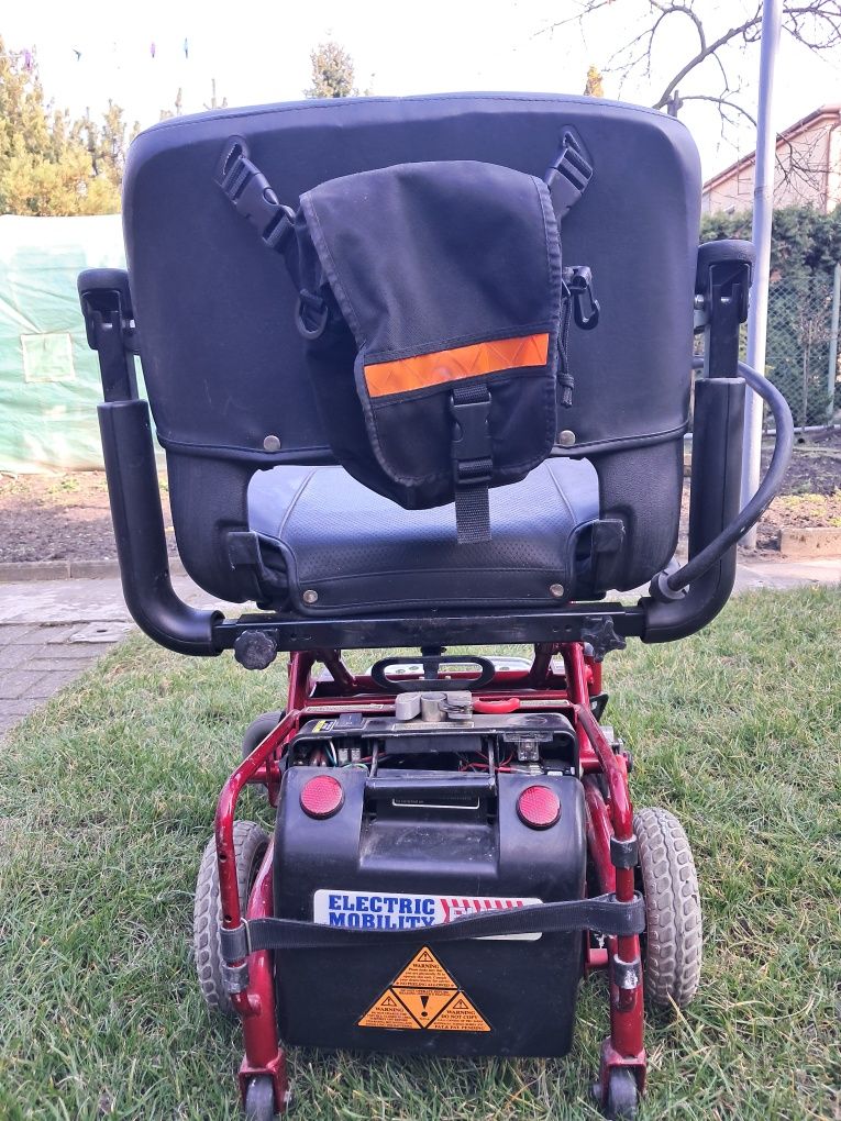 Wózek inwalidzki elektryczny