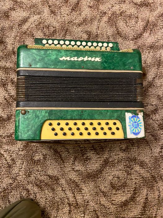 Продам гармошку СССР