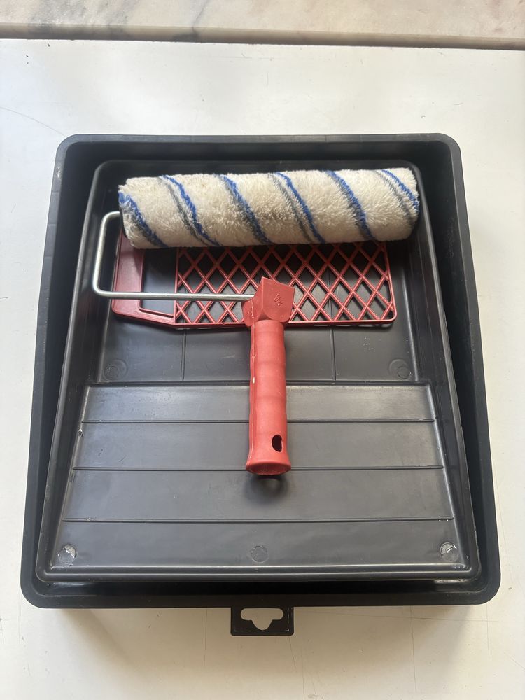 Tabuleiro para pintar com rolo