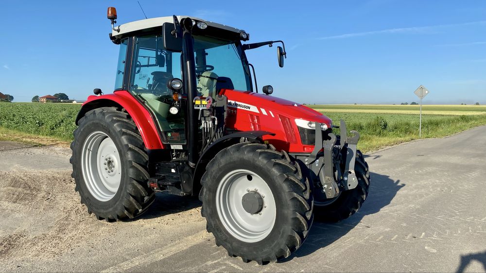 Massey Ferguson 5611 - Rezerwacja