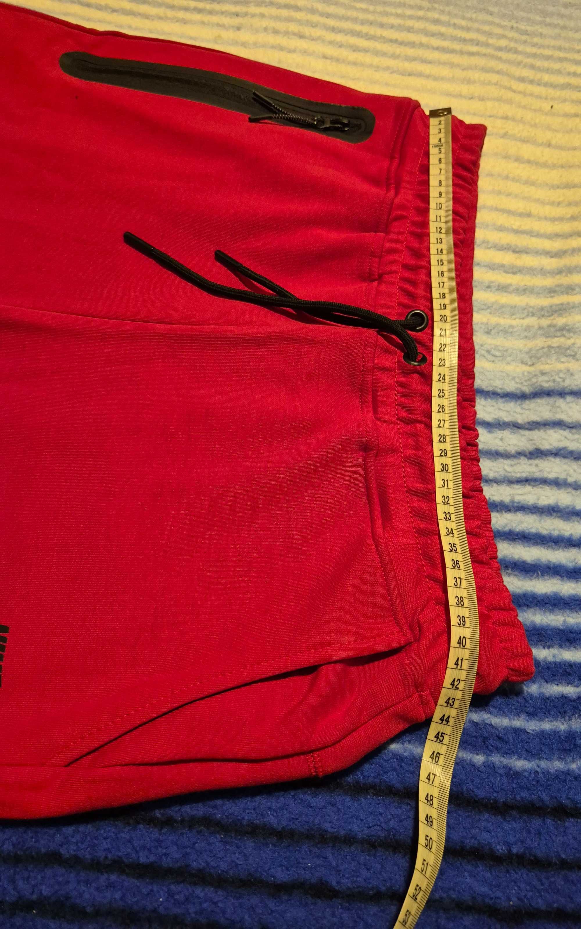 Nowe bawelaniane czerwone spodenki nike okazja tanio super jakosc