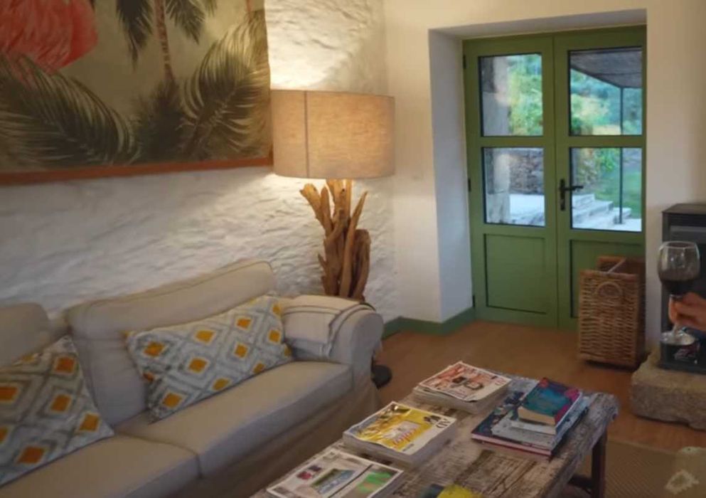 Candeeiro em tronco de madeira