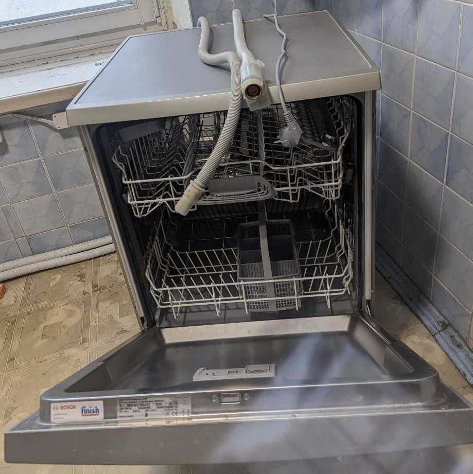 Посудомийна машина Bosch SMS40D18EU