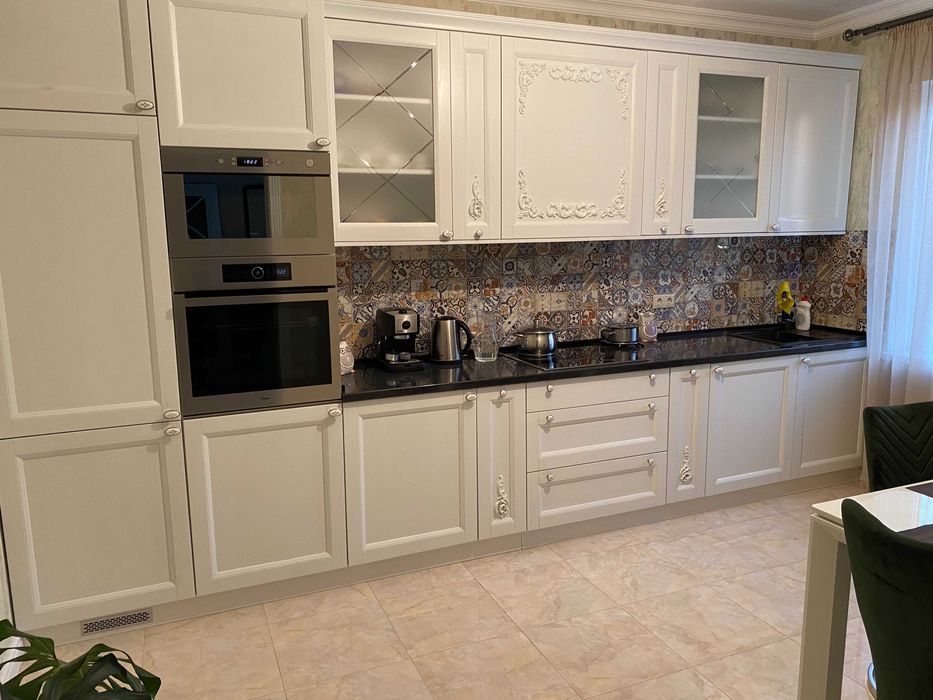 Мятна 10, Жуляни, продам будинок в котеджному містечку