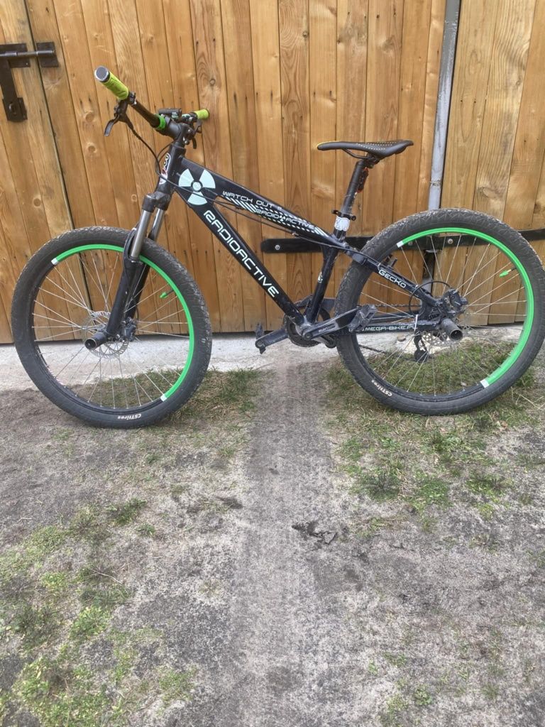 Rower stunt dh mtb fr dirt dartmor ns .