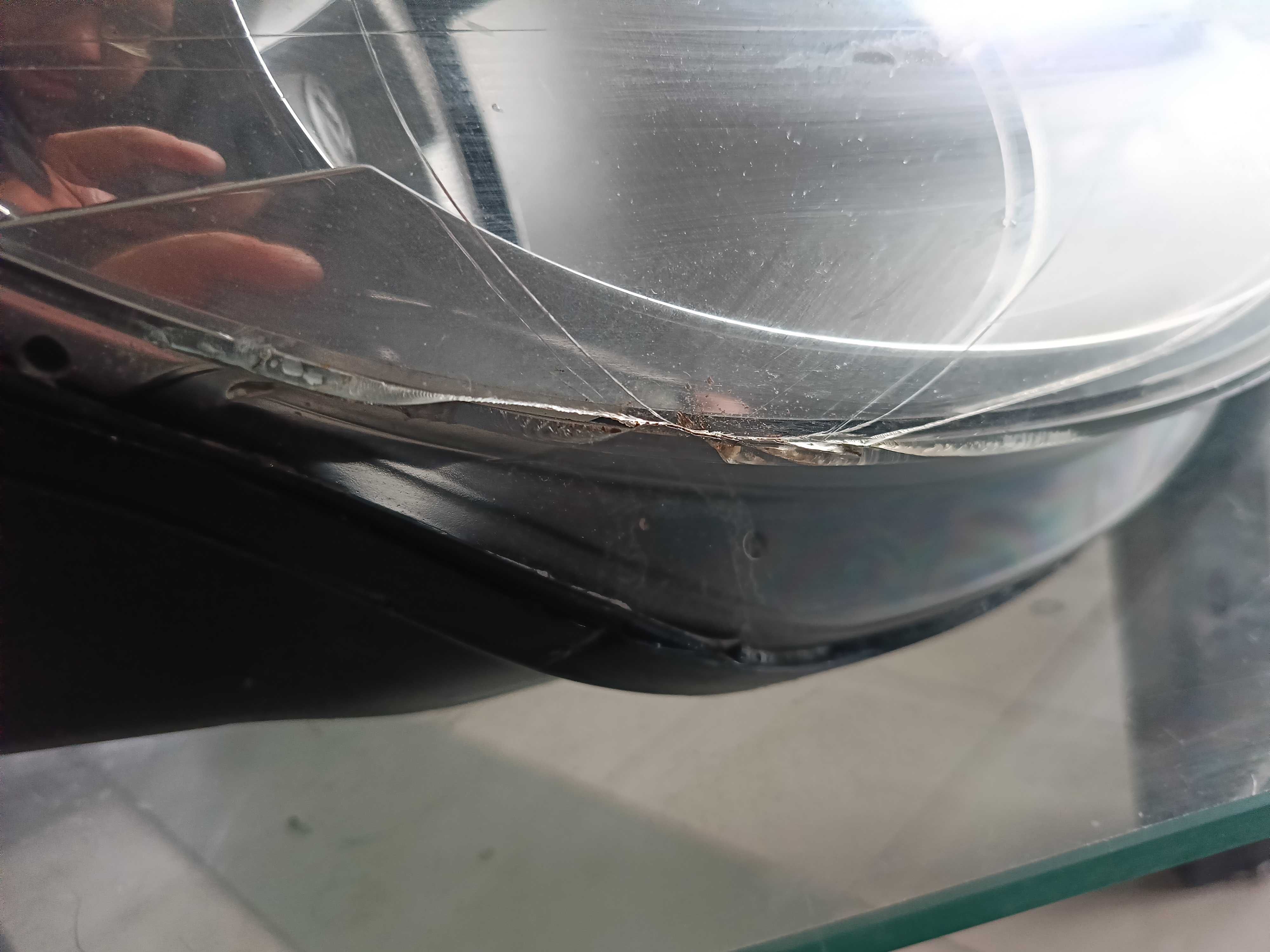 Lampa Prawy Przód Volkswagen Tiguan / Obudowa