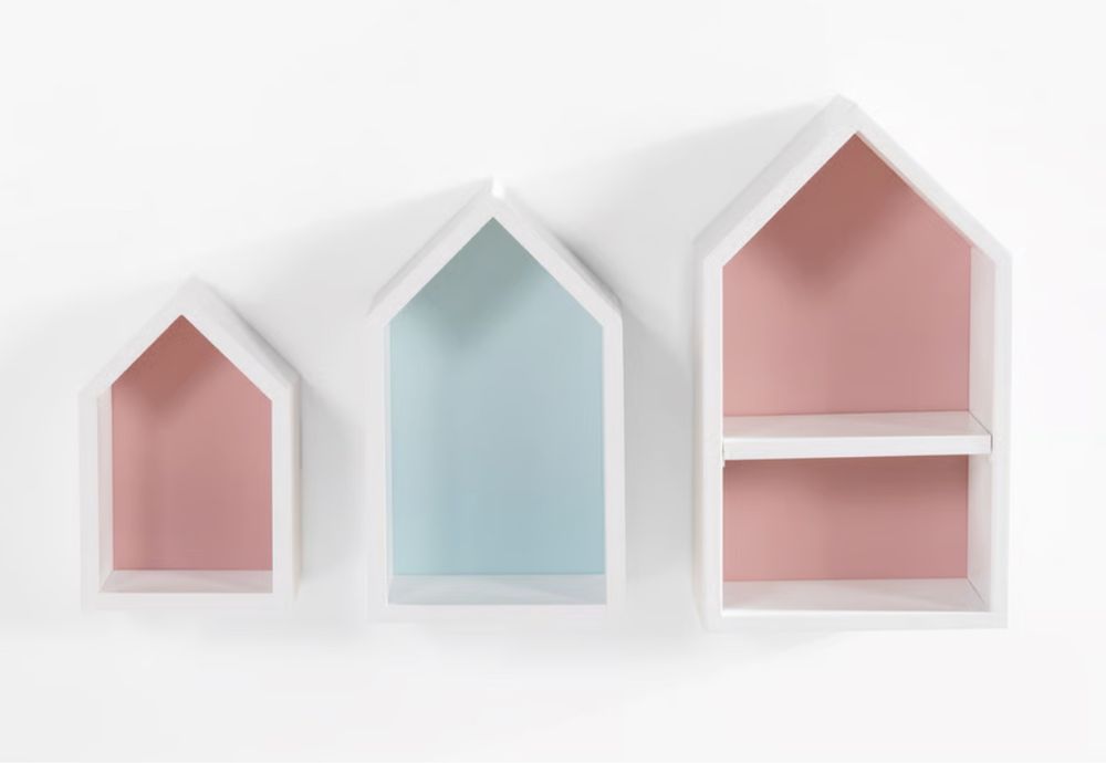 Nowy, zafoliowany zestaw 3 półek domków.