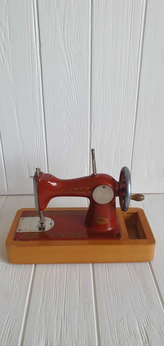 Швейна машинка раритет