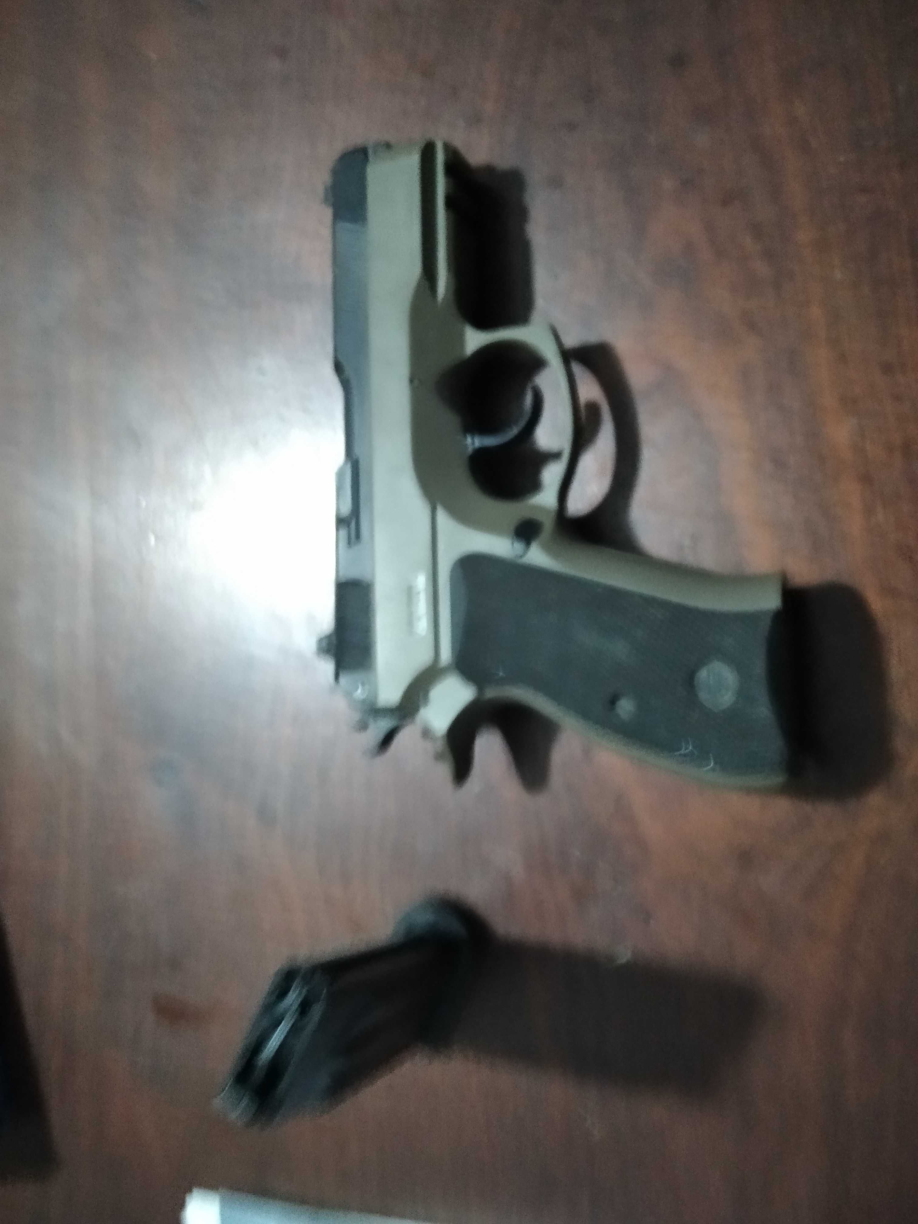 Pistola de airsoft