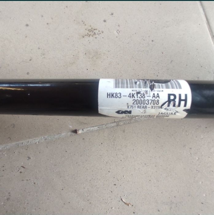 Піввісь Jaguar F-pace T4A1808