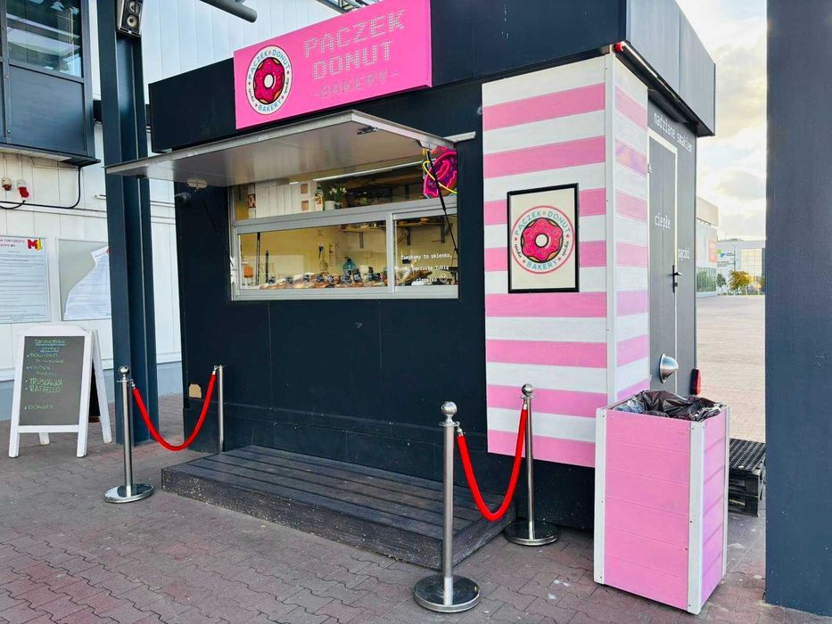 Przyczepa gastronomiczna AL KO - mobilna pączkarnia 2022.