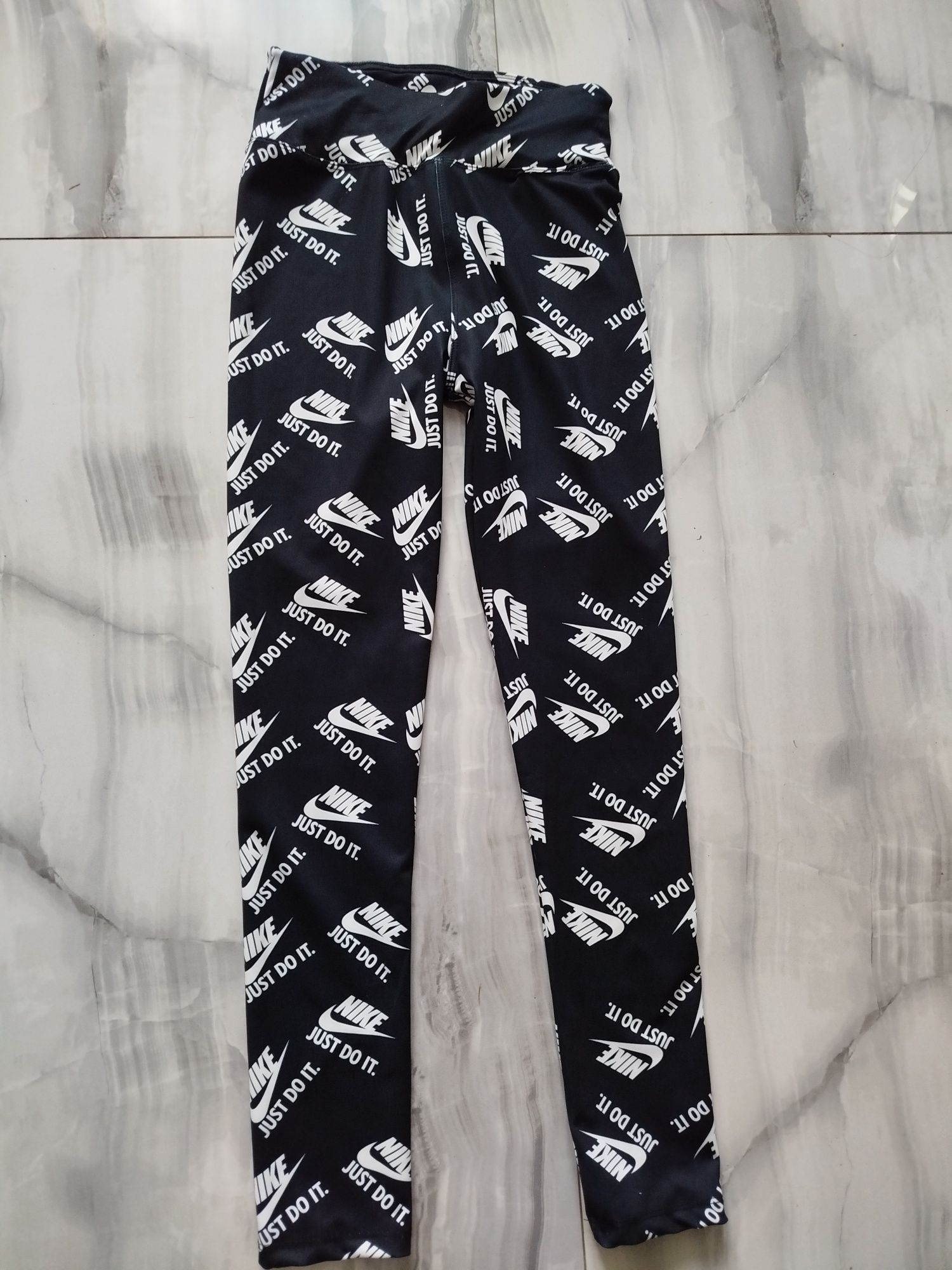 Leginsy damskie nowe