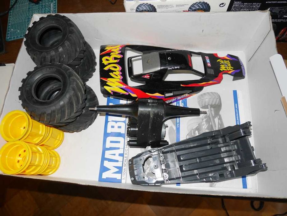 Tamiya RC Madbull 1/10