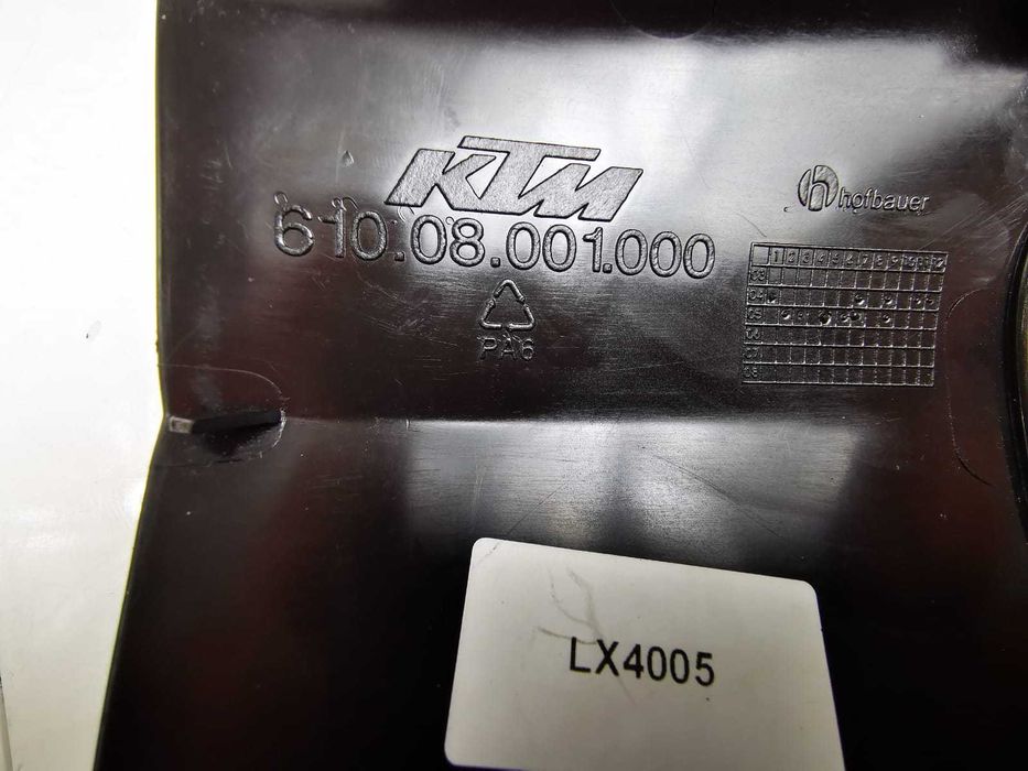 Ktm Super Duke 990 Przednia owiewka  czaszka Lampy