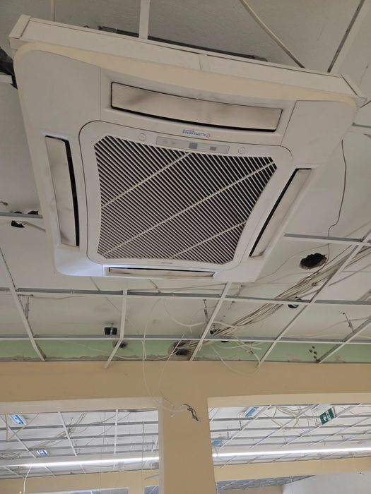 Klimatyzator przemysłowy z jednostka centralną sinclair 11kw