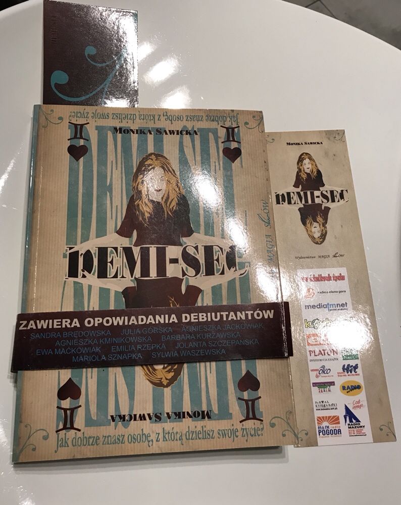 KSIĄŻKA „DEMI-SEC” Monika Sawicka Magia Słów Nowa z Zakładkami