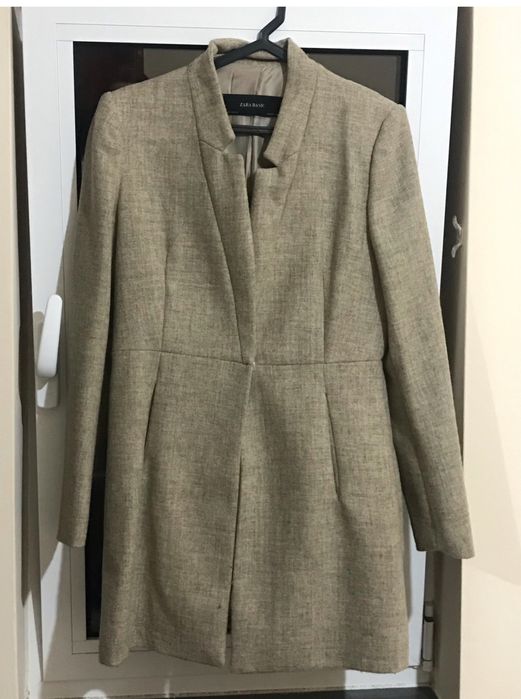 Casaco Zara elegante em ótimo estado