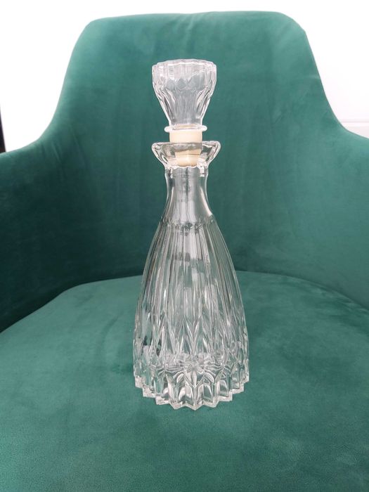 Скляний графин, 0.5л