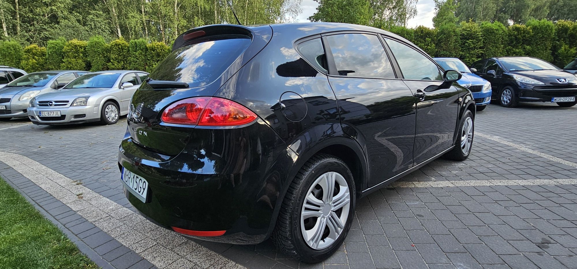 Ładny Leon 2006r 2.0 benz * zarejestrowany *zadbany * ważne opł