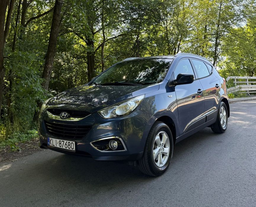 Hyundai ix35 2.0i 16V 163KM benzyna. Stan bardzo dobry. Niski przebieg. Garażowany.
