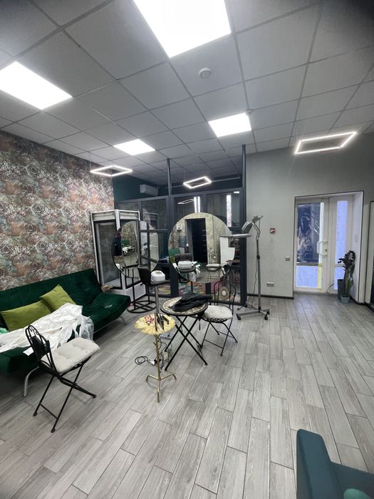 Продаж приміщення , 23 вересня)