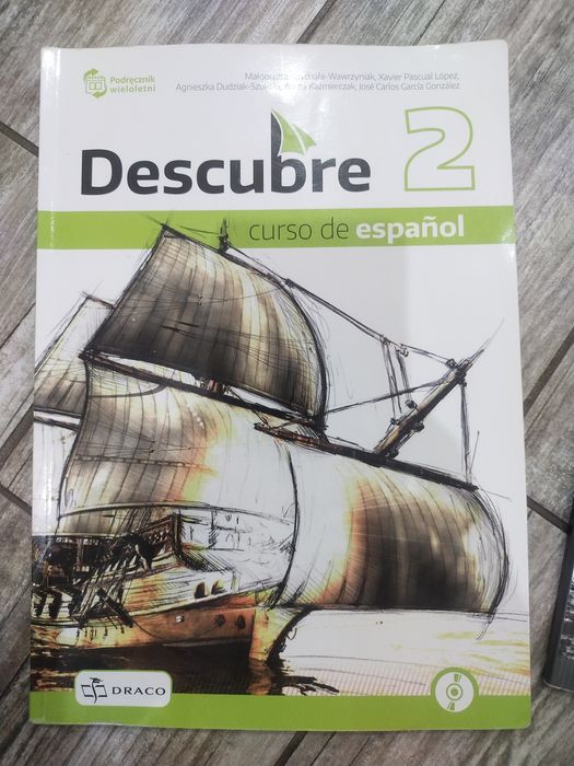 Descubre 2 podręcznik i ćwiczenia do hiszpańskiego