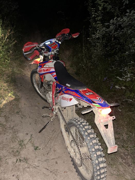 Мотоцикл enduro, bse s2